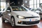 VOLKSWAGEN Scirocco 2.0TDi Premium Pack 140cv Aut DSG  outlet