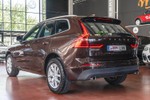 VOLVO XC60 2.0D Hybrid B4 AWD Momentum Pro Edition 197cv Aut  ocasión