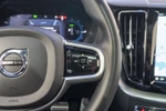 VOLVO XC60 2.0 T6 Hybrid Recharge AWD R-Design Edition 350cv Aut  ocasión