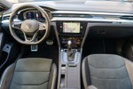 VOLKSWAGEN Arteon SB 2.0TDi R-Line · Light / Visibility & NCAP Packs 150cv Aut DSG-7  outlet