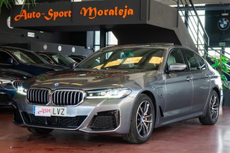 BMW Serie 5 seminuevo 545e xDrive 394cv Pack M