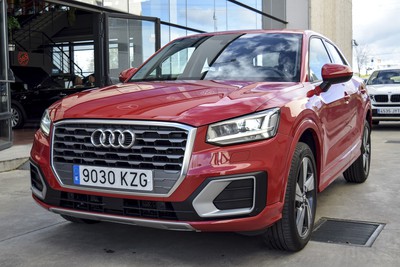 AUDI Q2