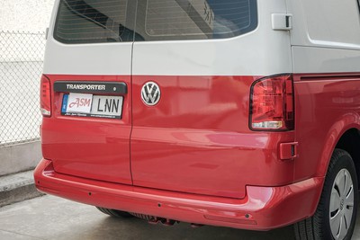 VOLKSWAGEN Transporter