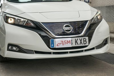 NISSAN LEAF