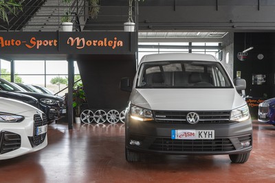 VOLKSWAGEN Caddy