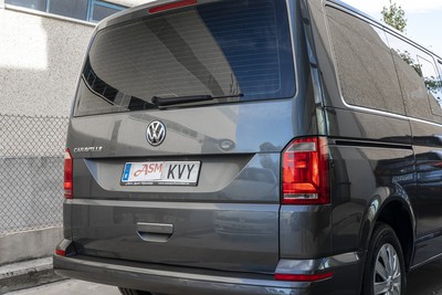 VOLKSWAGEN Caravelle