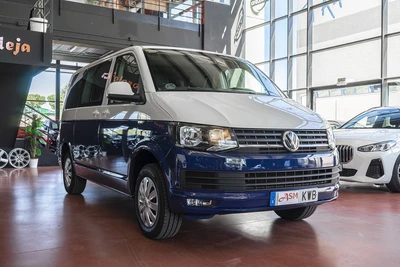 VOLKSWAGEN Caravelle