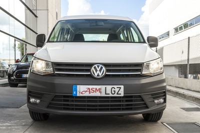 VOLKSWAGEN Caddy