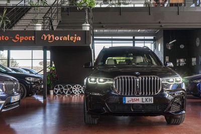 BMW X7