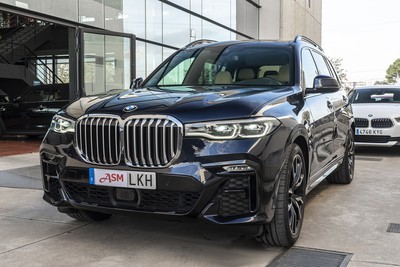 BMW X7