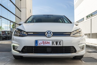 VOLKSWAGEN e-Golf
