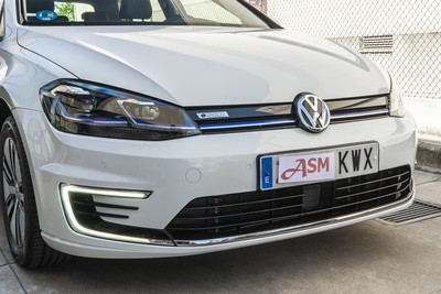 VOLKSWAGEN e-Golf