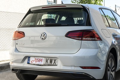 VOLKSWAGEN e-Golf