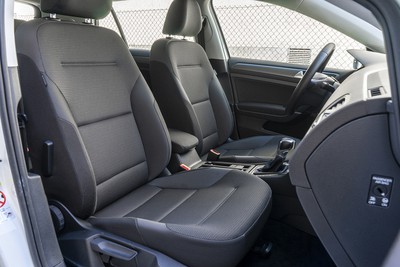 VOLKSWAGEN e-Golf