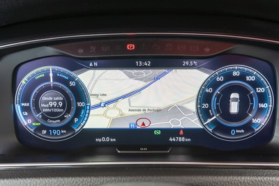 VOLKSWAGEN e-Golf