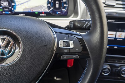 VOLKSWAGEN e-Golf