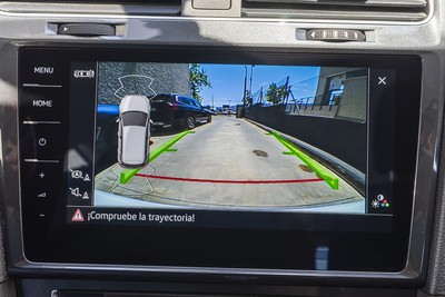 VOLKSWAGEN e-Golf