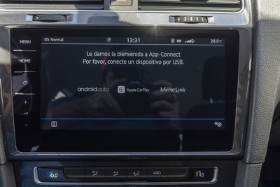 VOLKSWAGEN e-Golf