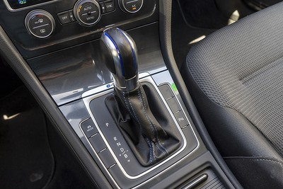 VOLKSWAGEN e-Golf