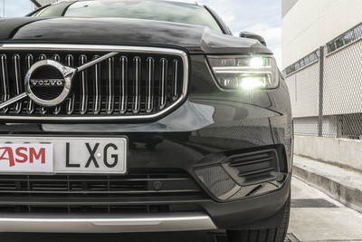 VOLVO XC40
