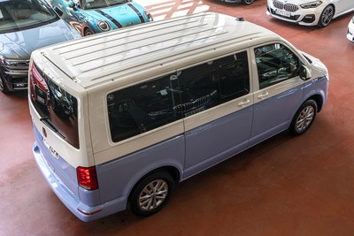 VOLKSWAGEN Caravelle