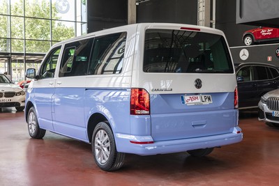 VOLKSWAGEN Caravelle