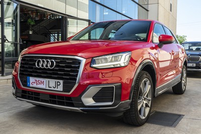AUDI Q2