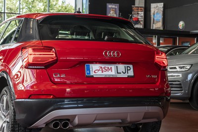 AUDI Q2