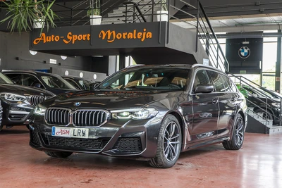 BMW Serie 5 Touring 520dA Hybrid Pack M Sport · Innovation & Connected Pro Packs 190cv Aut seminuevo