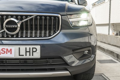 VOLVO XC40