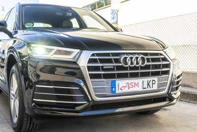 AUDI 