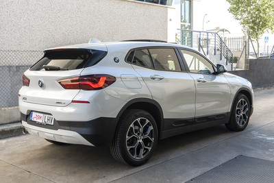 BMW X2