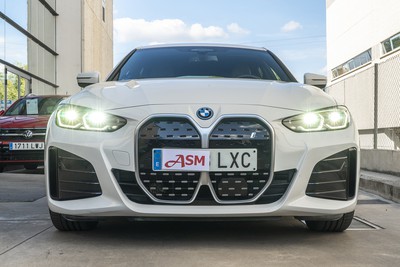 BMW I4