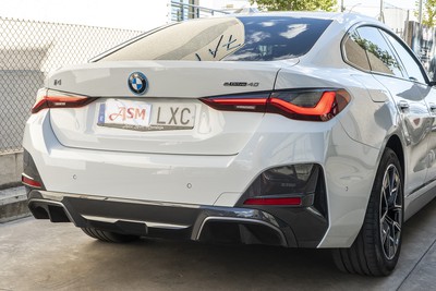 BMW I4