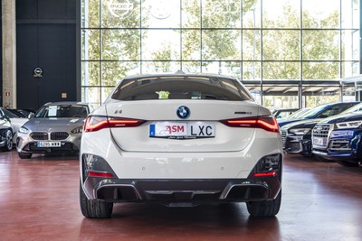 BMW I4