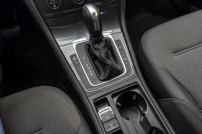 VOLKSWAGEN e-Golf