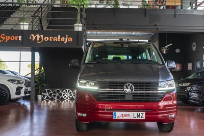 VOLKSWAGEN Caravelle