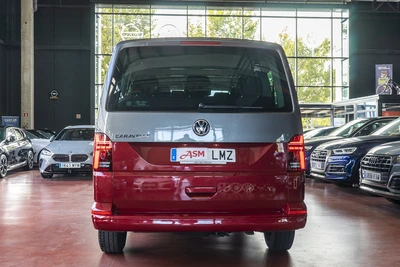 VOLKSWAGEN Caravelle