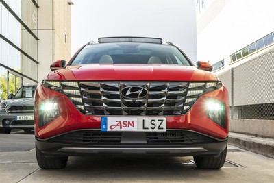 HYUNDAI 