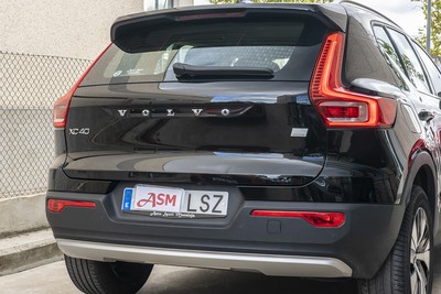 VOLVO XC40