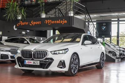 BMW Serie 5 520D xDrive 197cv seminuevo