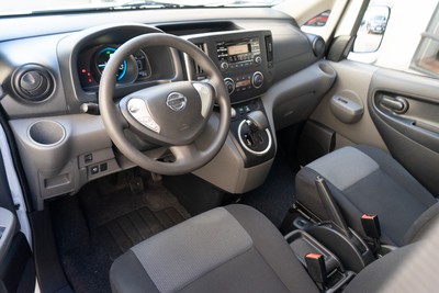 NISSAN NV 200