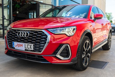 AUDI Q3