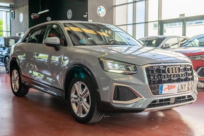 AUDI Q2