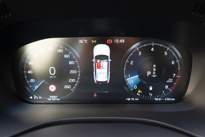 VOLVO 