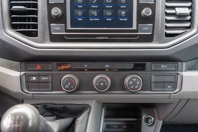 VOLKSWAGEN Crafter