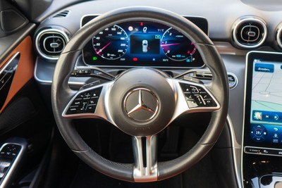 MERCEDES-BENZ Clase C