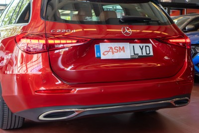 MERCEDES-BENZ Clase C