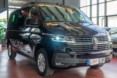 VOLKSWAGEN Caravelle