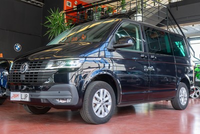 VOLKSWAGEN Caravelle